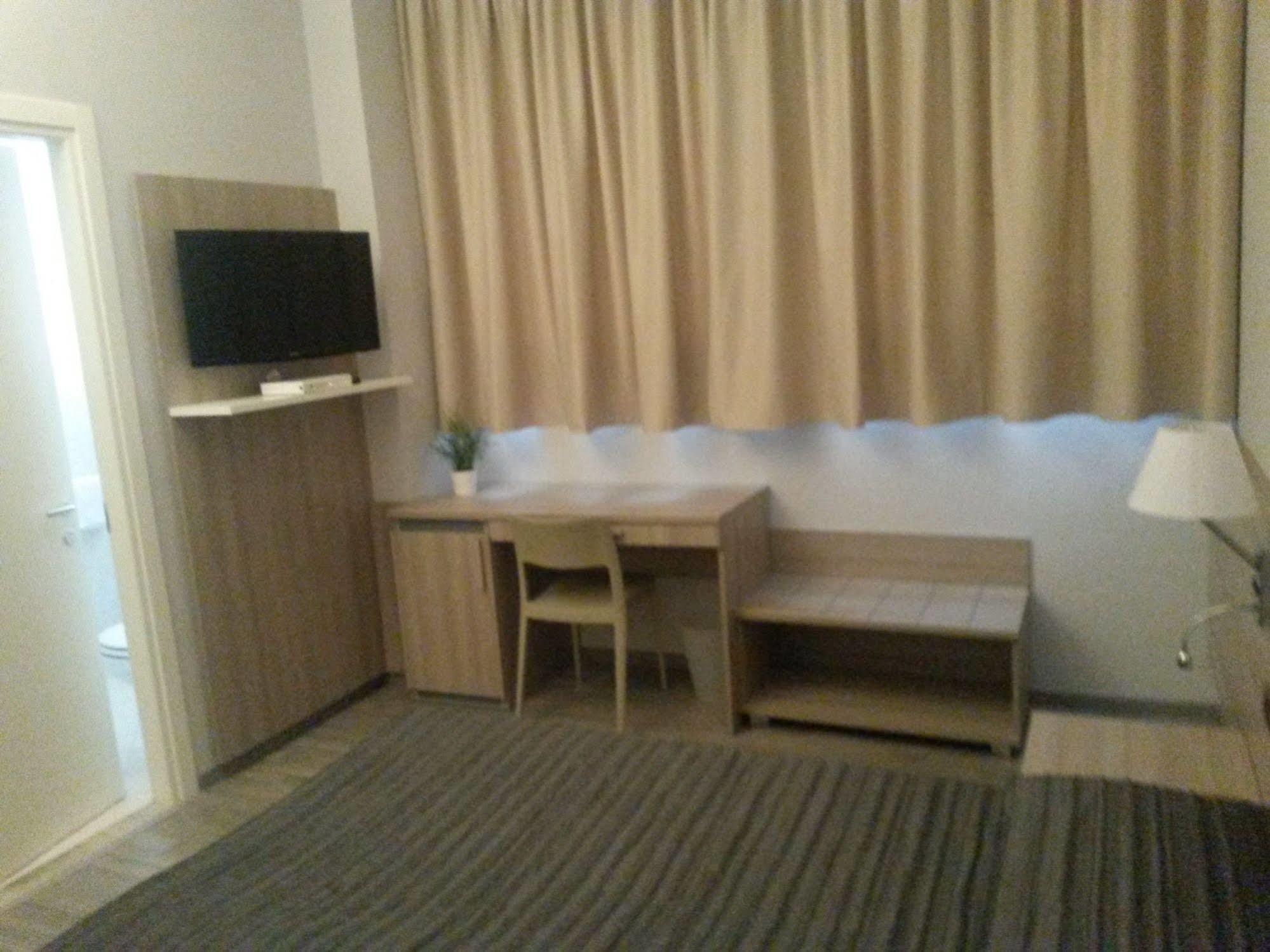 Meuble' Atlantic Hotel